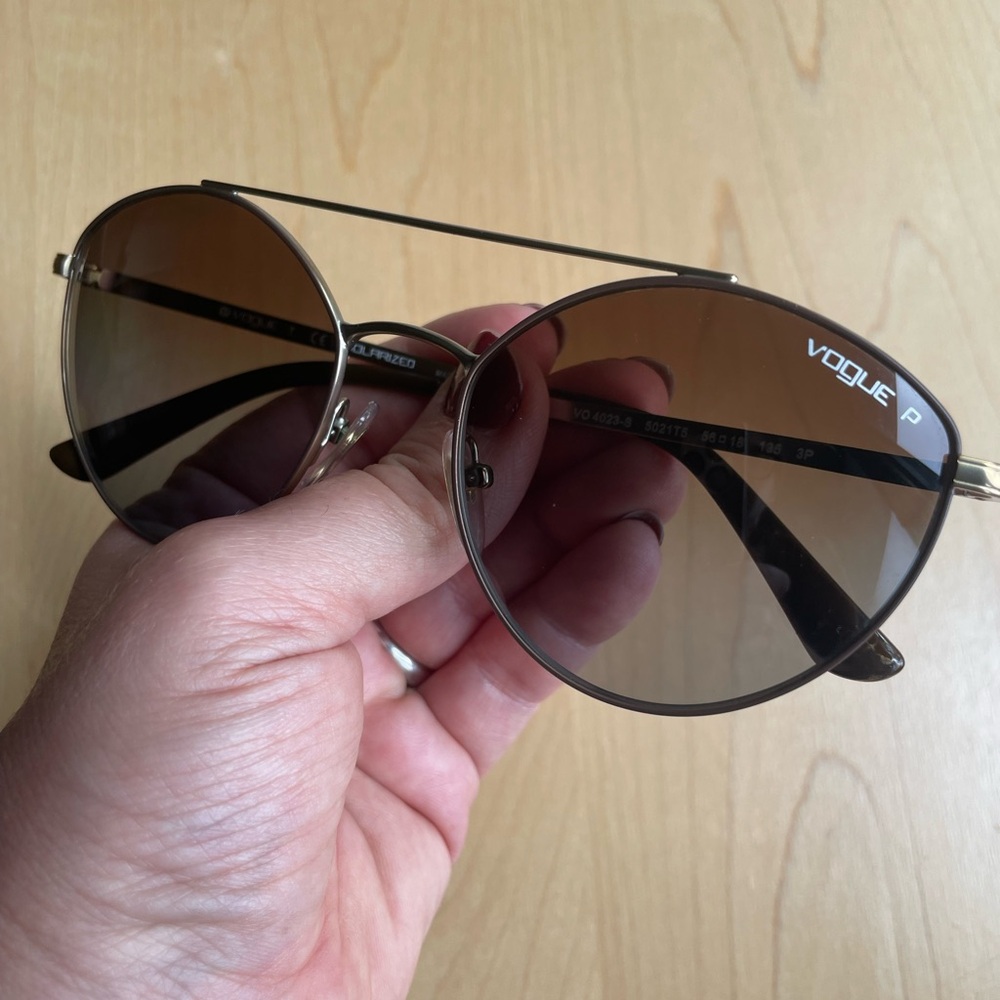 Vogue polarized Classic Brown aviator  Sunglasses